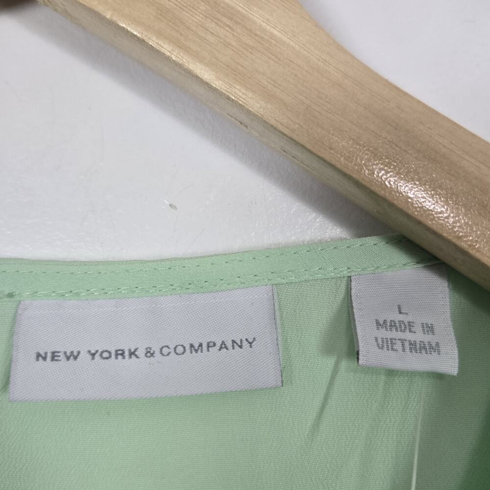 NWT New York & Company Tank Top, Size L, Green - Picture 4 of 5